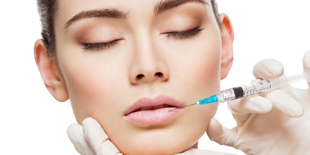 تزریق ژل آگاستی به لب